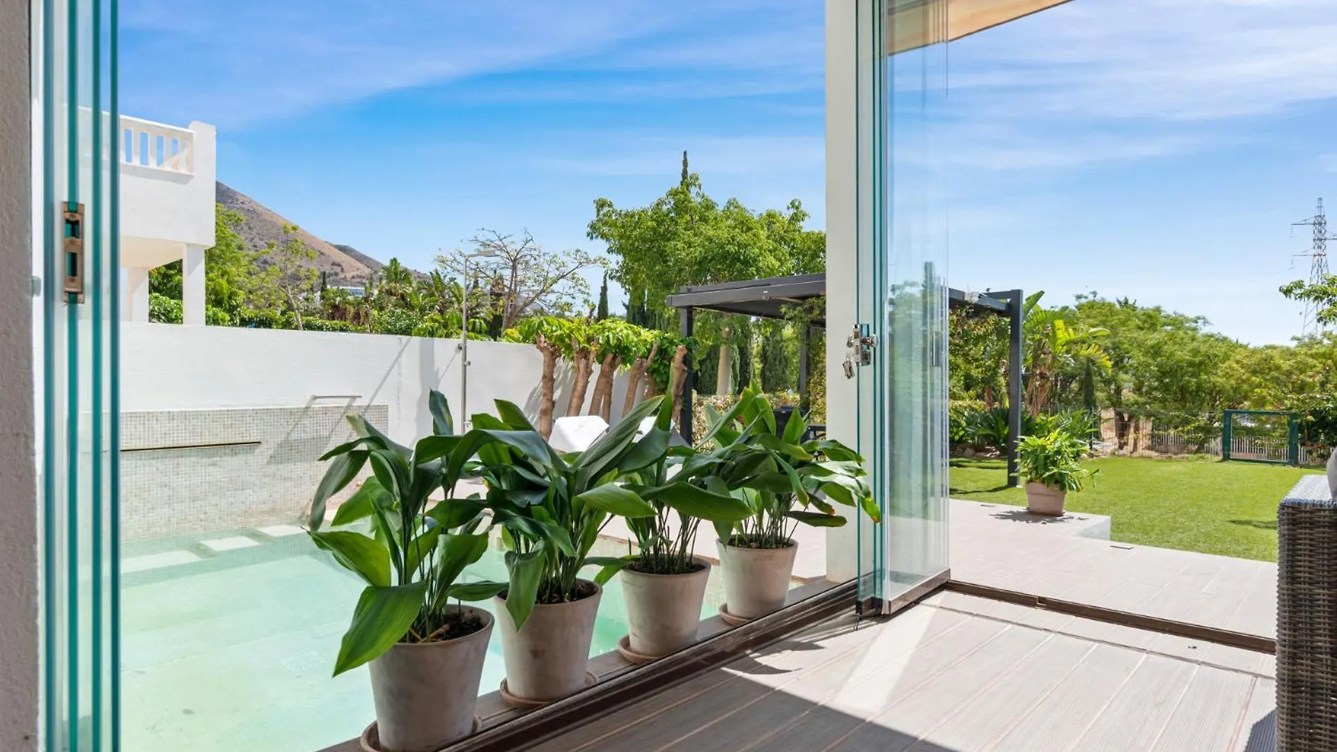 El Higueron Townhouse With Private Pool By Costarentals - Ref 252 Torremuelle 0*,  Spain